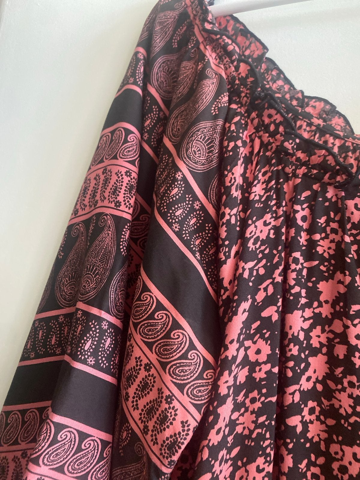 Ulla Popken Maxi Jurk Zwart/Roze Bloemenprint, Zwart, Maat 42/44 (L), Nieuw, Ophalen of Verzenden