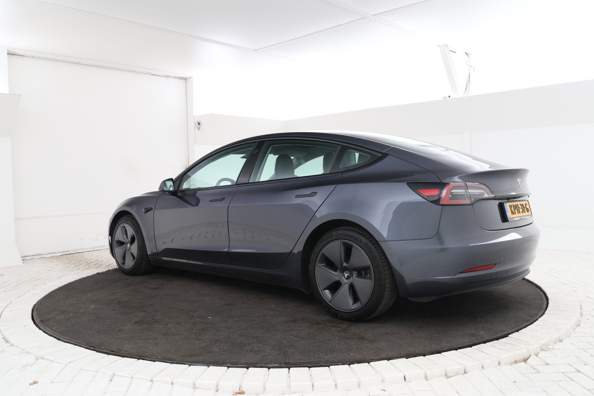 Foto 3 van Tesla Model 3 Performance AWD 75 kWh 462pk! Navigatie, CLima