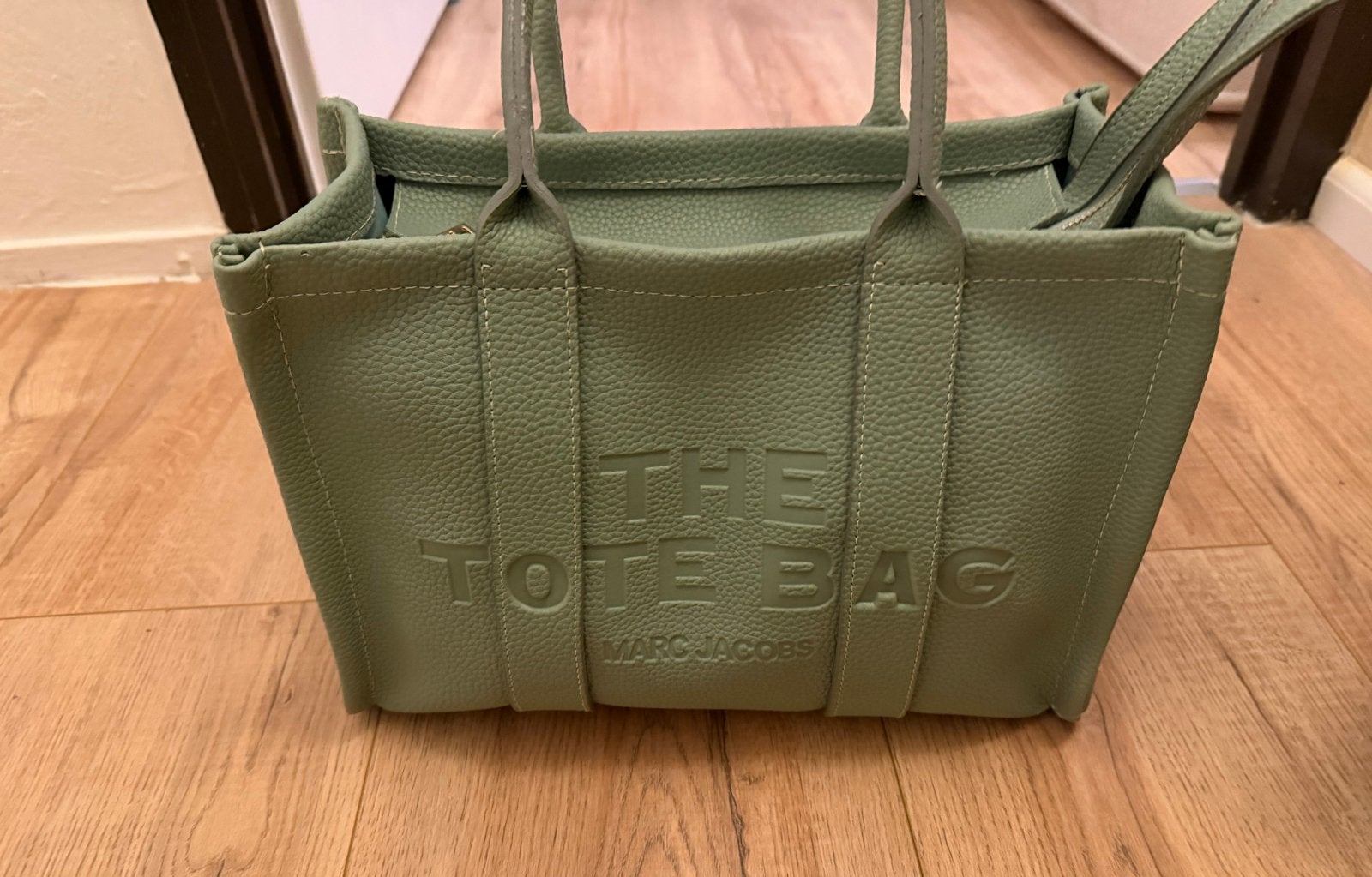 Marc Jacobs The Tote Bag - Zo goed als nieuw, Ophalen of Verzenden, Zo goed als nieuw, Groen, Handtas