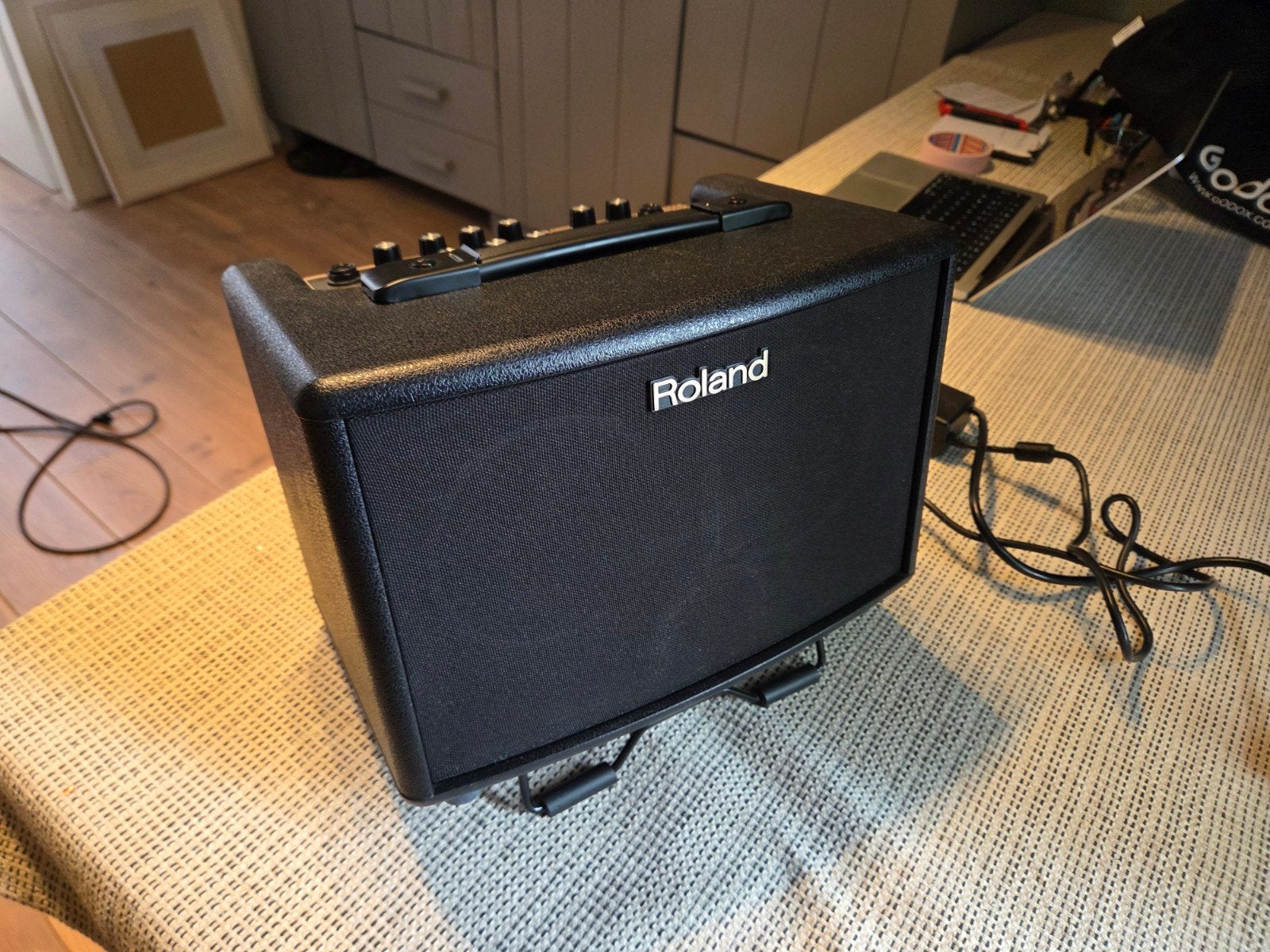 Roland AC33 Akoestische gitaarversterker, Ophalen of Verzenden, Zo goed als nieuw, Gitaar, Minder dan 50 watt