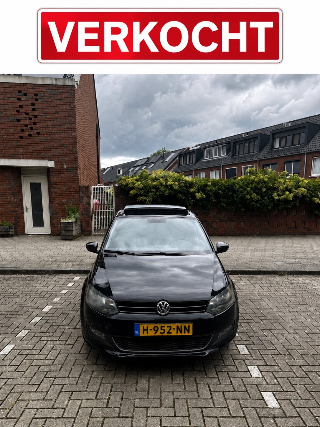 Volkswagen Polo 1.2 TSI 77KW 2011 Zwart, Voorwielaandrijving, 40 €/maand, Zwart, 988 kg