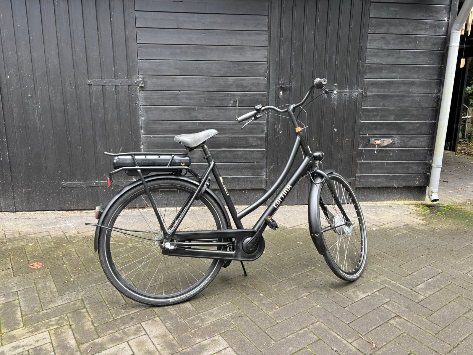 Cortina u1 elektrische fiets, Ophalen, Zo goed als nieuw, 30 tot 50 km per accu, Cortina