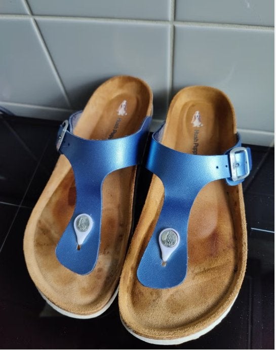 Hush Puppies Teenslippers maat 38, Slippers, Blauw, Ophalen of Verzenden, Zo goed als nieuw