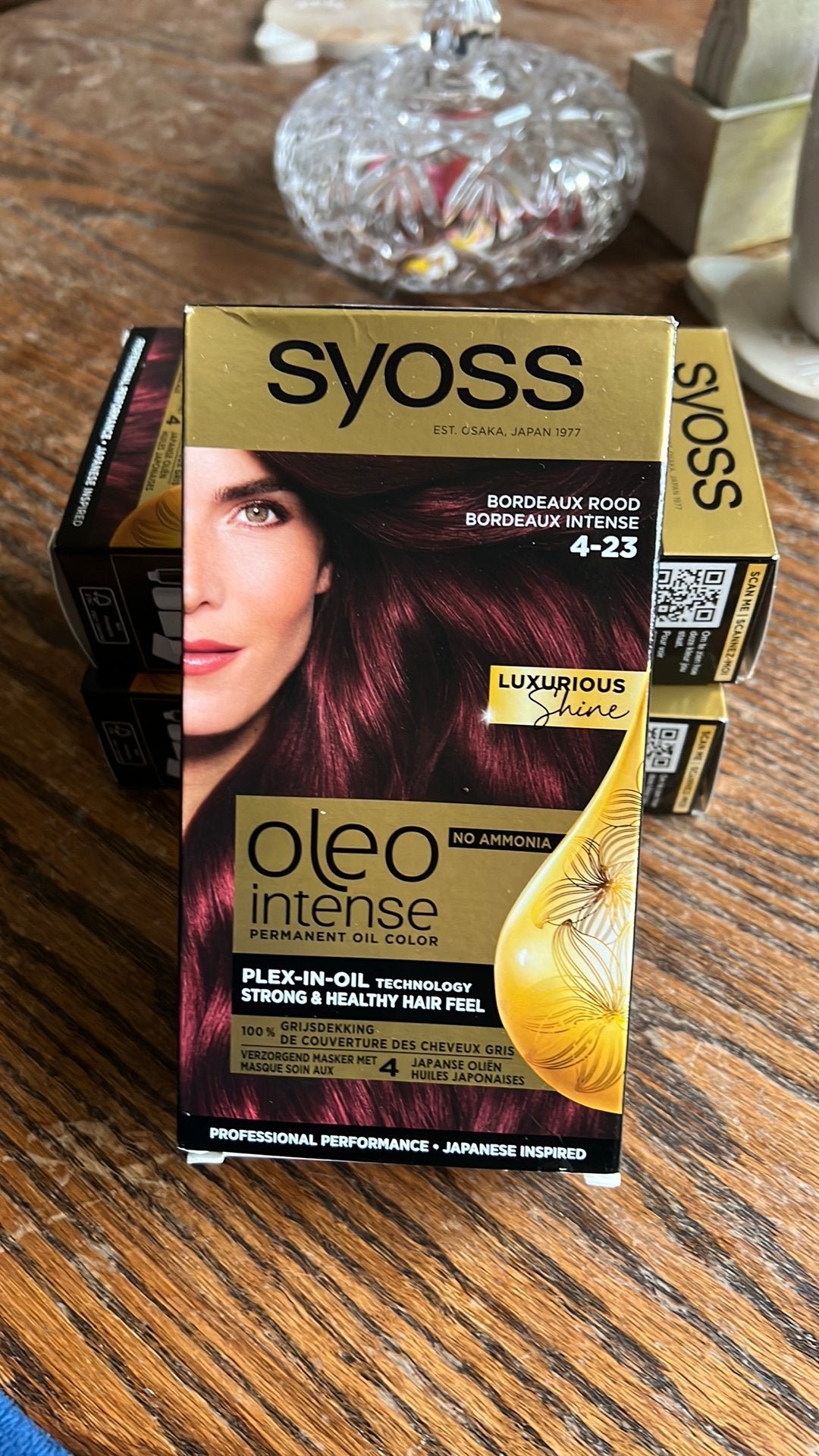 3x Syoss Oleo Intense Haarverf Bordeaux Rood 4-23, Ophalen of Verzenden, Nieuw, Haarverzorger of -hersteller