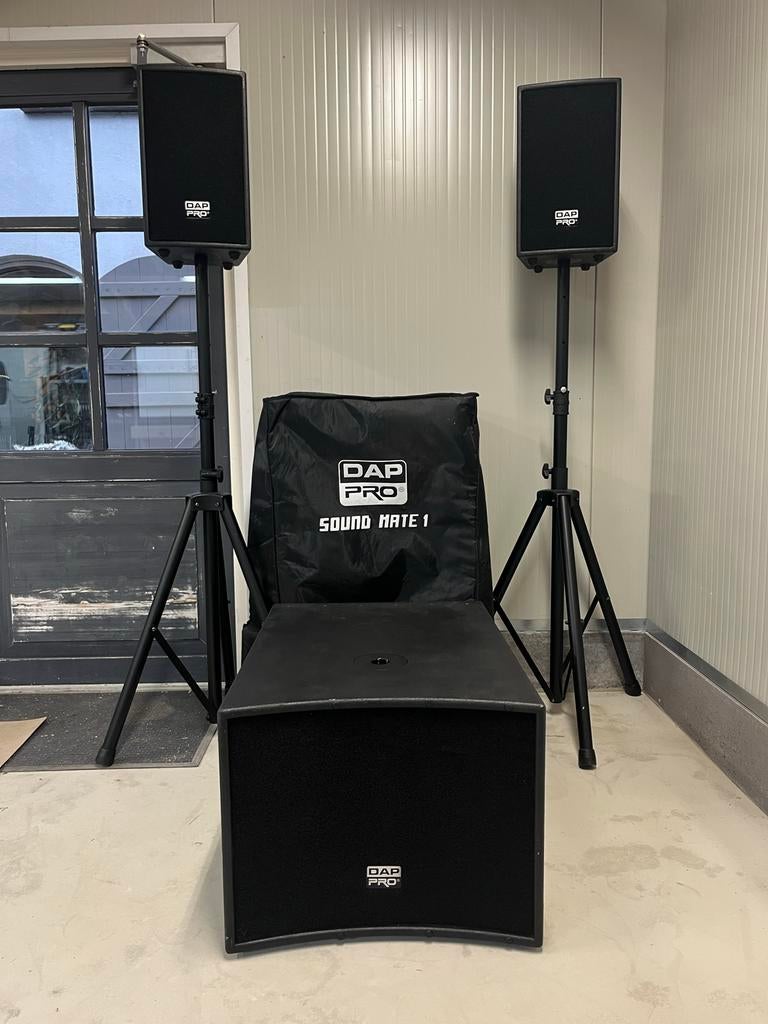DAP Soundmate I actieve 2.1 installatie 1500W, Audio, Tv en Foto, Luidsprekers, Overige typen, Zo goed als nieuw, 120 watt of meer