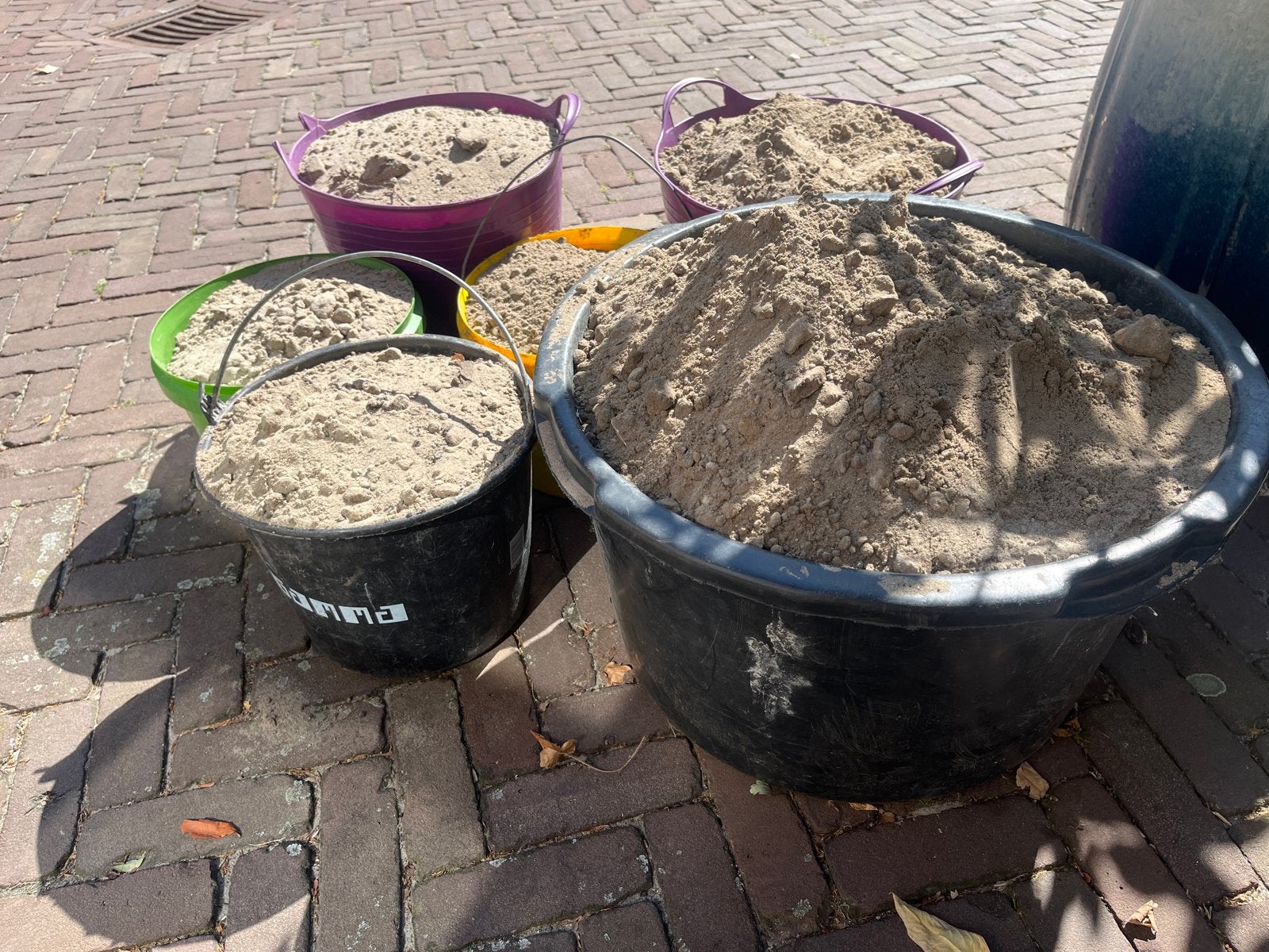 Gratis Ophoogzand / Witzand (ca. 2 speciekuipen), Ophalen, Gebruikt, Ophoogzand