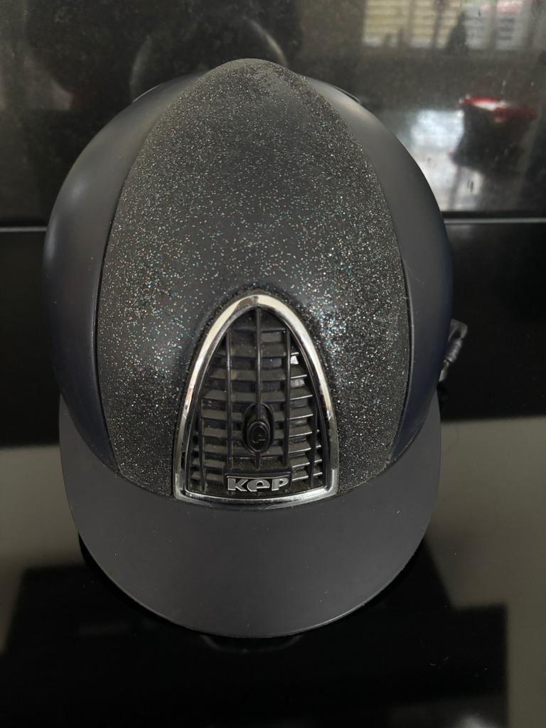 Blauwe kep italia met glitters m, Dieren en Toebehoren, Paardrijkleding, Ophalen of Verzenden, Zo goed als nieuw, Dressuur, Cap