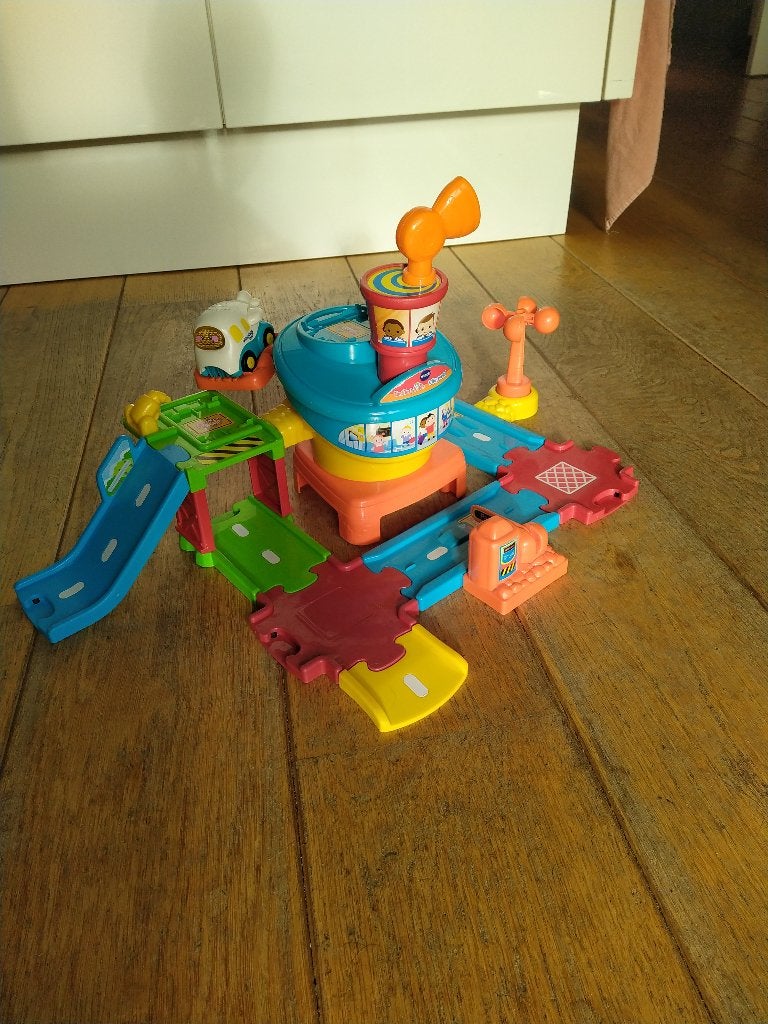 VTech Toet Toet Auto's – Vliegveld, Ophalen, Gebruikt, 2 tot 4 jaar