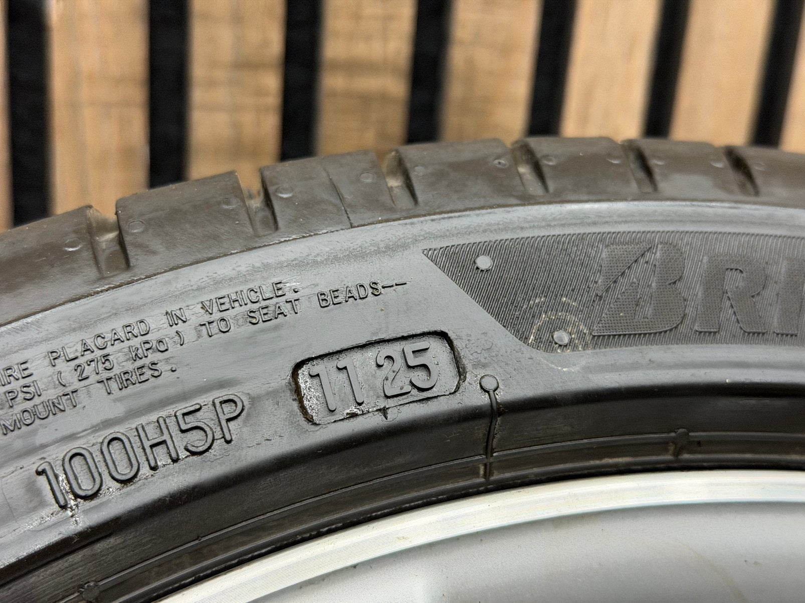 Originele 18 inch VW Golf Vancouver 5x112 ET51 Bridgestone, Ophalen, 18 inch, ., Banden en Velgen