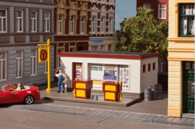 Tankstation Auhagen 99053 bouwpakket, Overige merken, Gelijkstroom of Wisselstroom, Brug, Tunnel of Gebouw, Nieuw