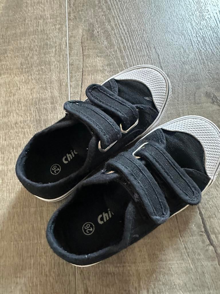 Gymschoenen 26, Kinderen en Baby's, Kinderkleding | Schoenen en Sokken, Ophalen of Verzenden, Zo goed als nieuw, Sportschoenen
