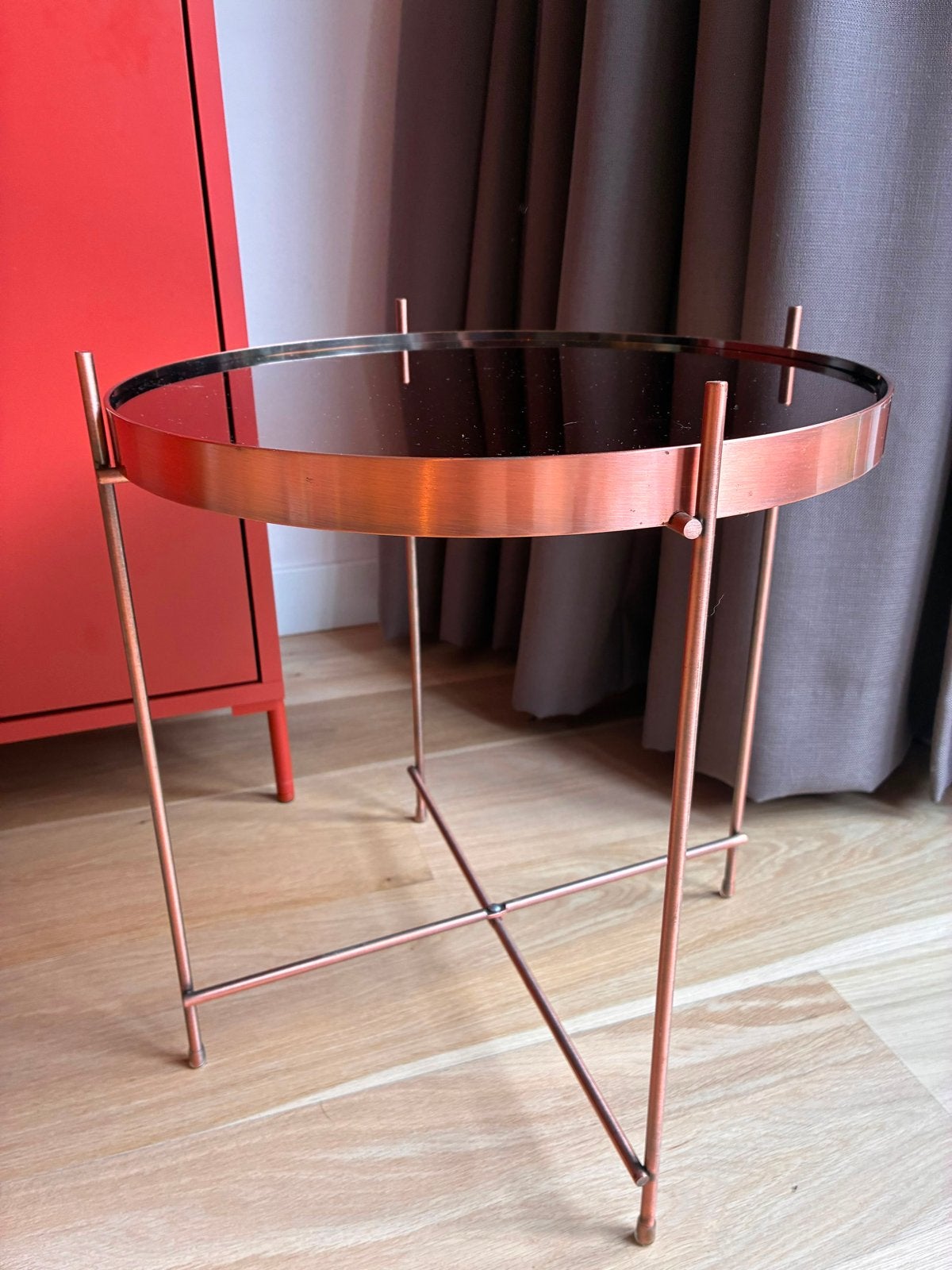Zuiver Cupid Bijzettafel Koper Rond - Zo goed als nieuw, Minder dan 55 cm, Metaal of Aluminium, Rond, Zo goed als nieuw
