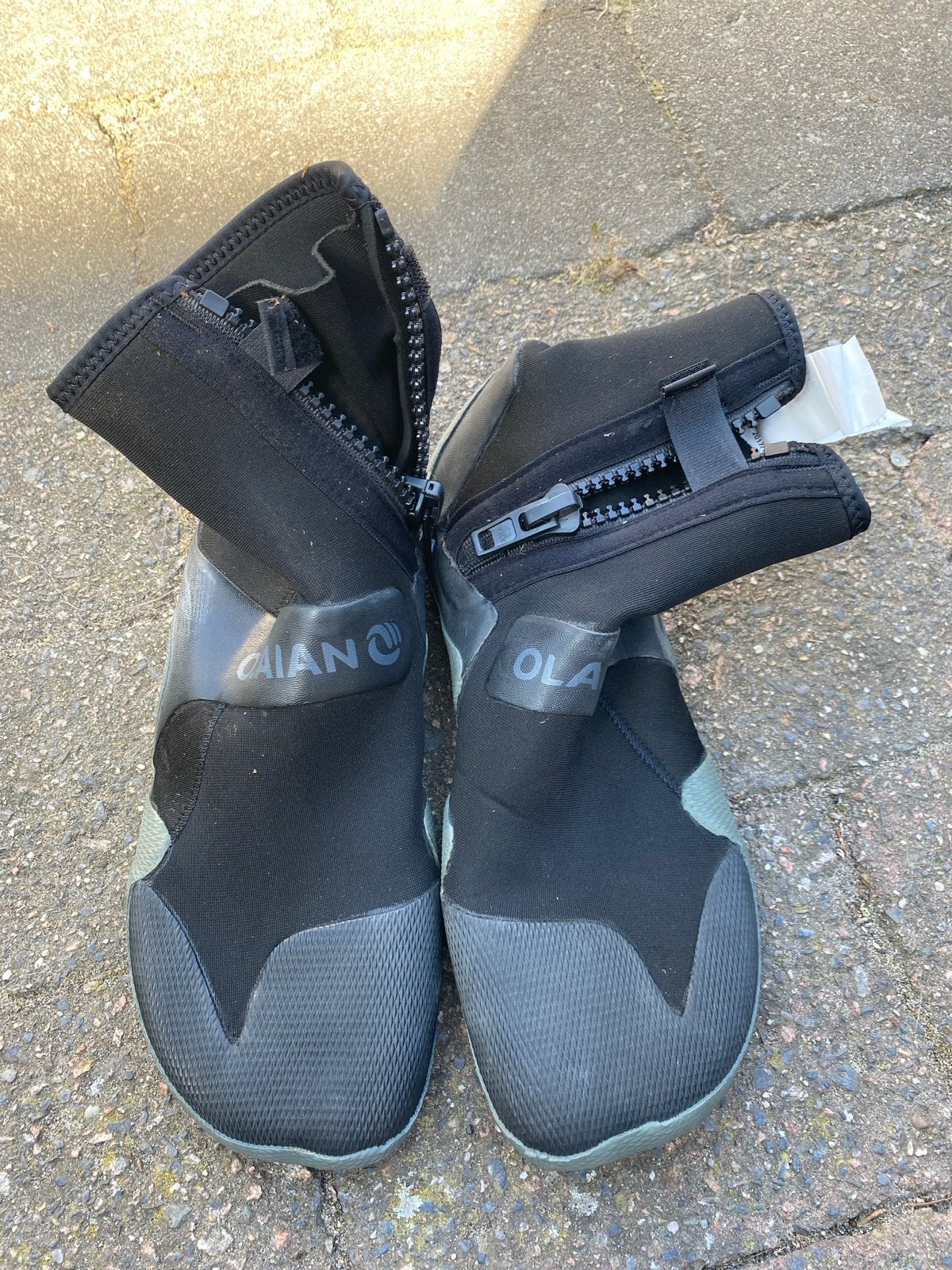 OLAIAN Neopreen Surfschoenen 3mm - Maat 45/46, Ophalen, Zo goed als nieuw, Dame of Heer, Zeil- of Surfschoenen