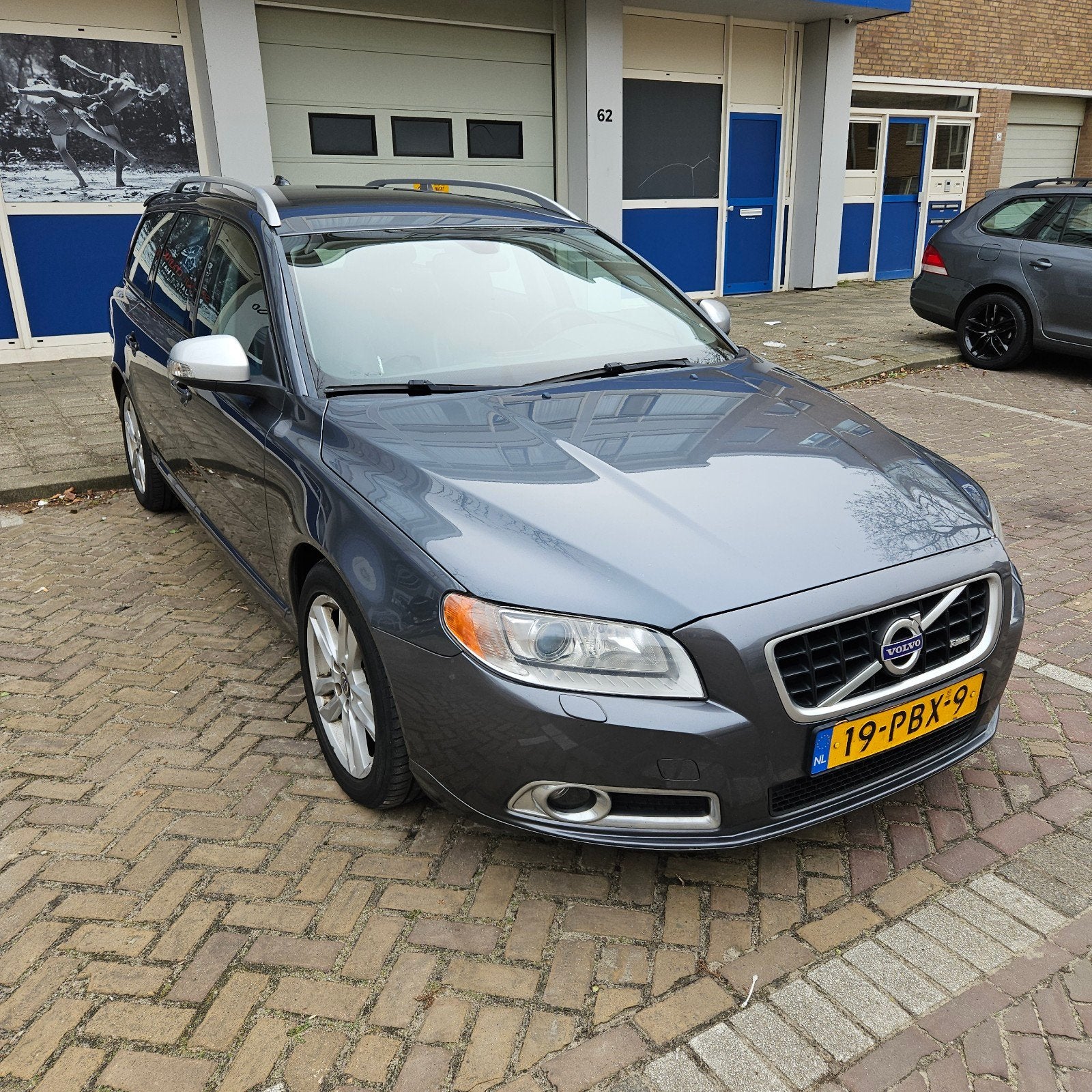 Volvo V70 2.0 T 2011 R-Edition 203pk, Auto's, Volvo, 1800 kg, 4 cilinders, Stationwagon, Handgeschakeld