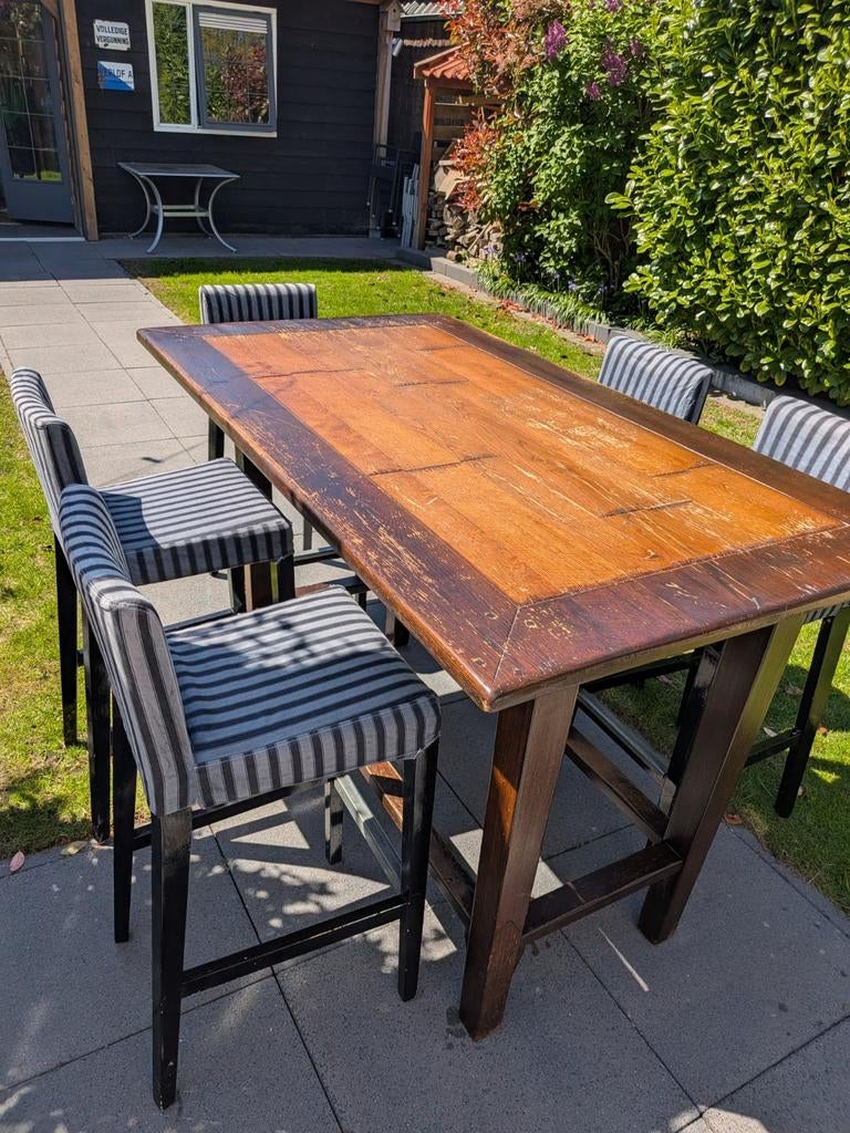 Bartafel met 5 barkrukken, Ophalen, Gebruikt