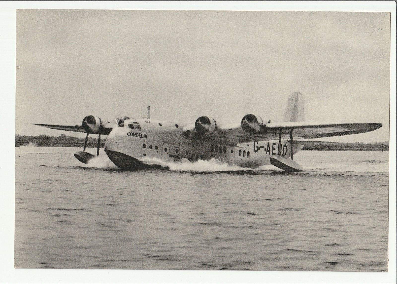 Vintage Staro fotokaart Short 'Empire' vliegboot Cordelia, Ophalen of Verzenden, Zo goed als nieuw, Kaart, Foto of Prent