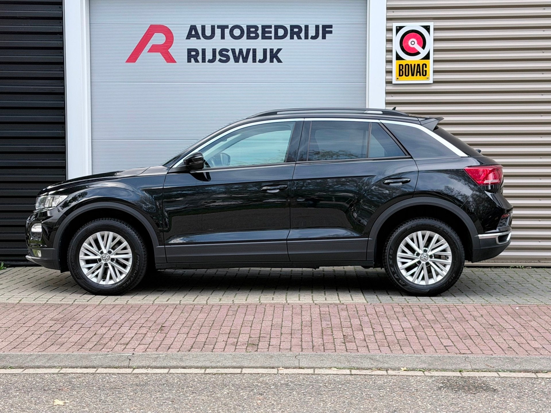Volkswagen T-Roc 1.5 TSI Style AppleCarPlay/Acc, Voorwielaandrijving, Euro 6, 4 cilinders, 150 pk