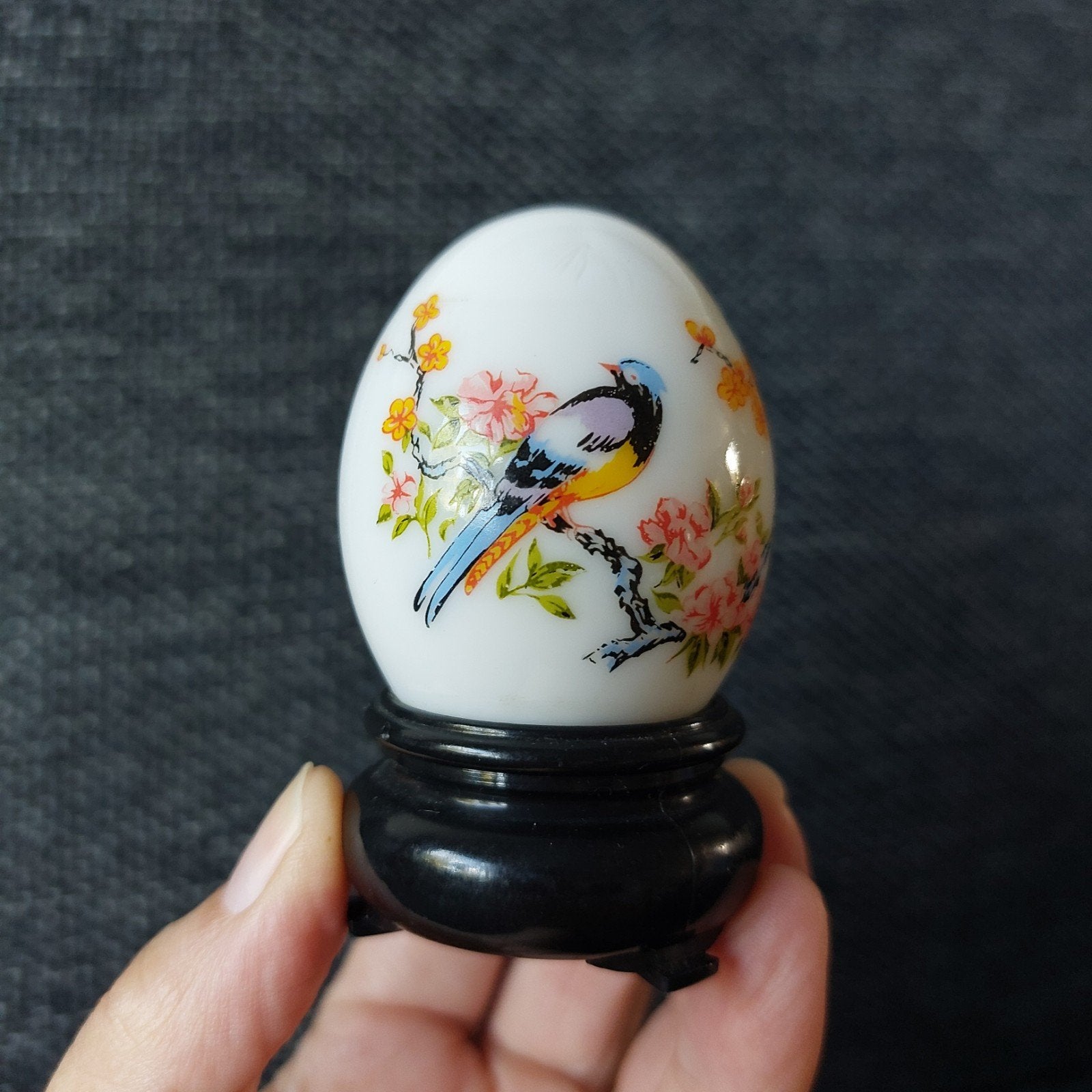 Vintage Avon parfum ei met vogel en bloemen op standaard, Ophalen of Verzenden, Gebruikt