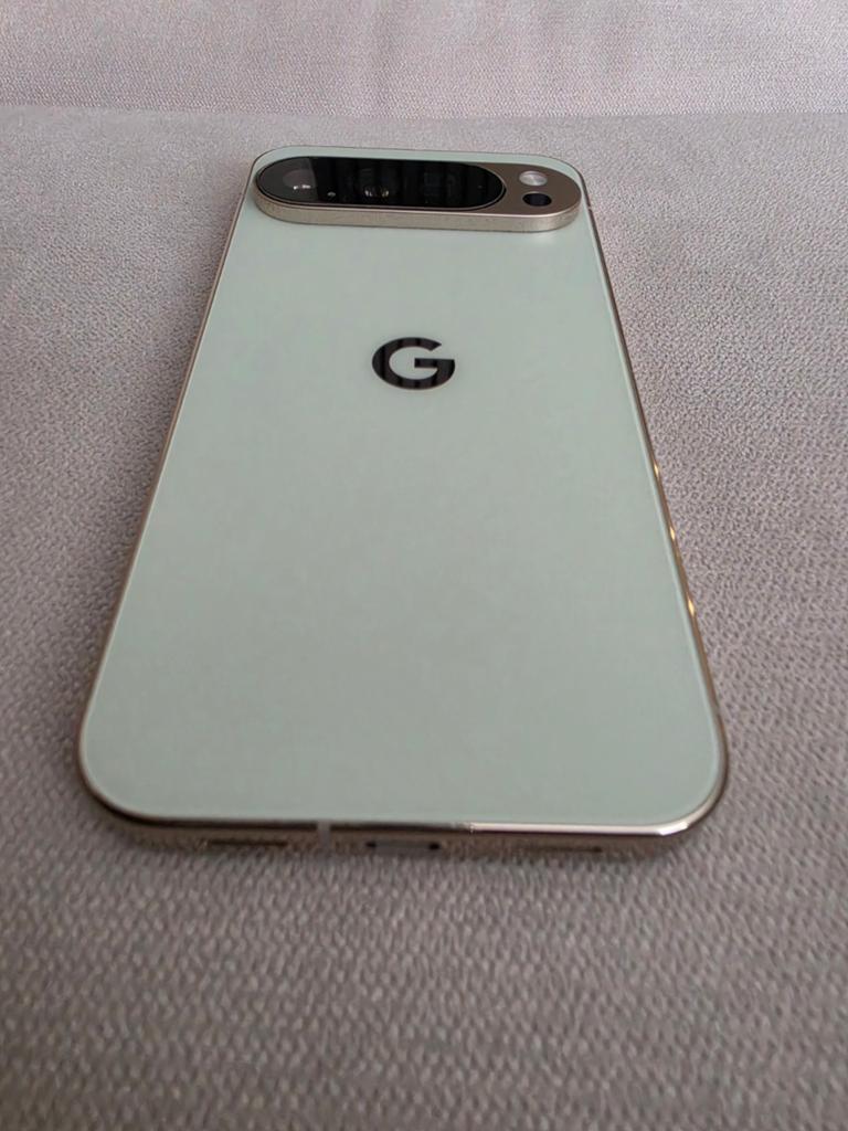 Google Pixel 10 Pro XL 256GB Jade - Nieuwstaat Garantie, Telecommunicatie, Mobiele telefoons | Overige merken, Cachepot 11, Ophalen of Verzenden
