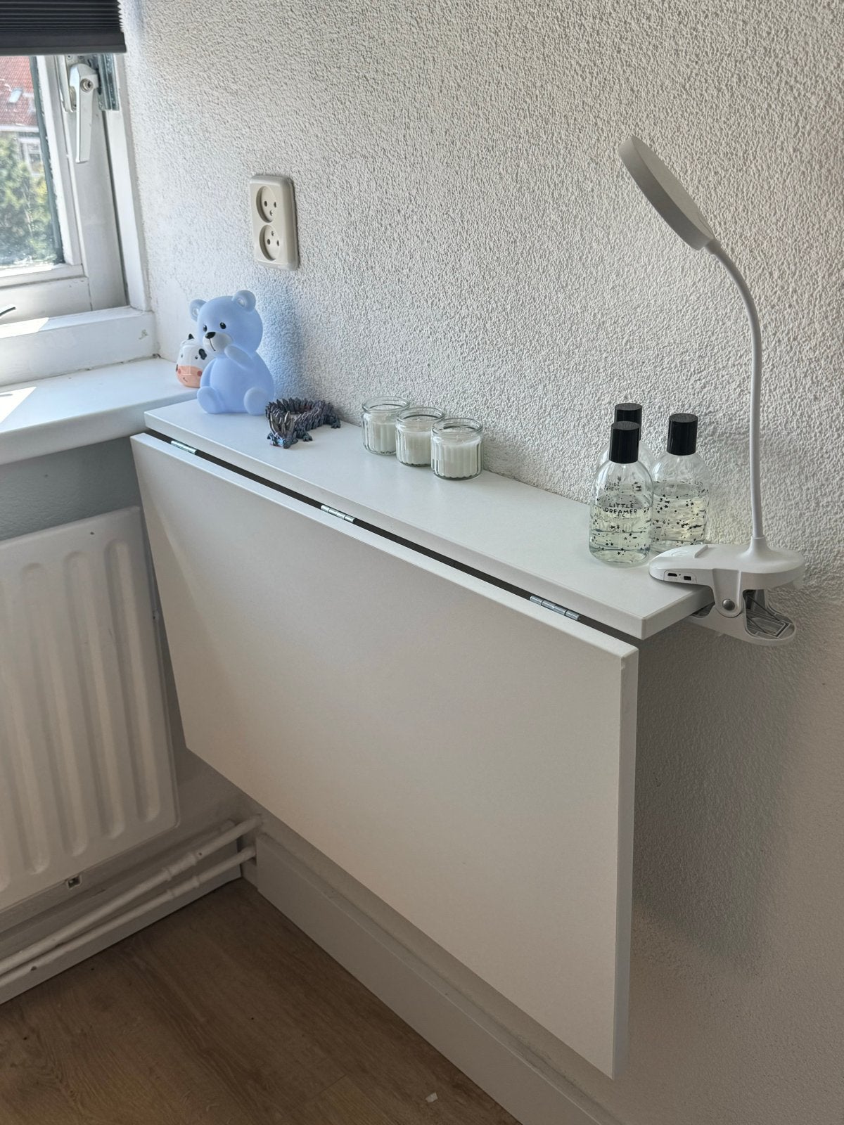 Witte opklapbare wandtafel - Compact en praktisch, Ophalen, Overige materialen, Gebruikt, 50 tot 100 cm