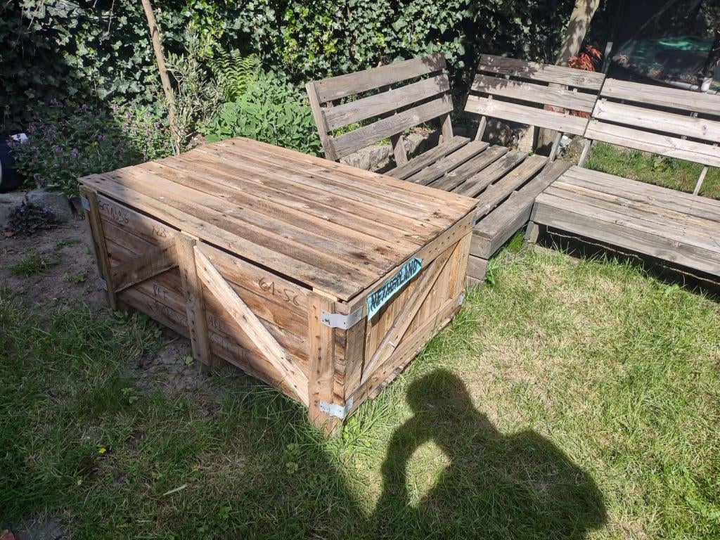 Robuuste houten kist/tafel voor buiten (115x73x54 cm), Tuin en Terras, Ophalen, Gebruikt, Rechthoekig, Hout