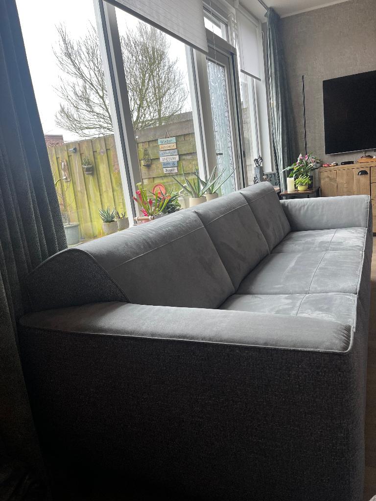 4 zits bank xooon, Ophalen, 75 tot 100 cm, Zo goed als nieuw, Rechte bank