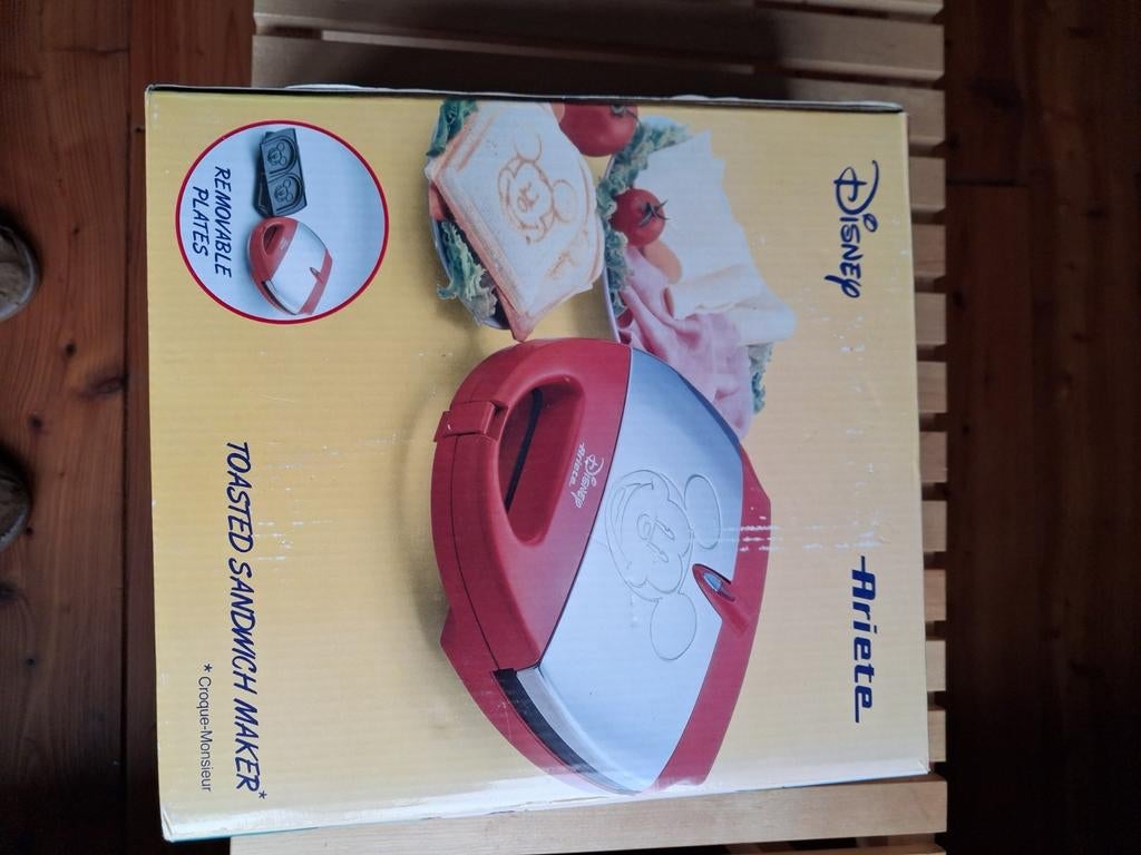 Mickey mouse tostie apparaat tostieijzer. Zo goed als nieuw, Huis en Inrichting, Keuken | Keukenbenodigdheden, Ophalen of Verzenden