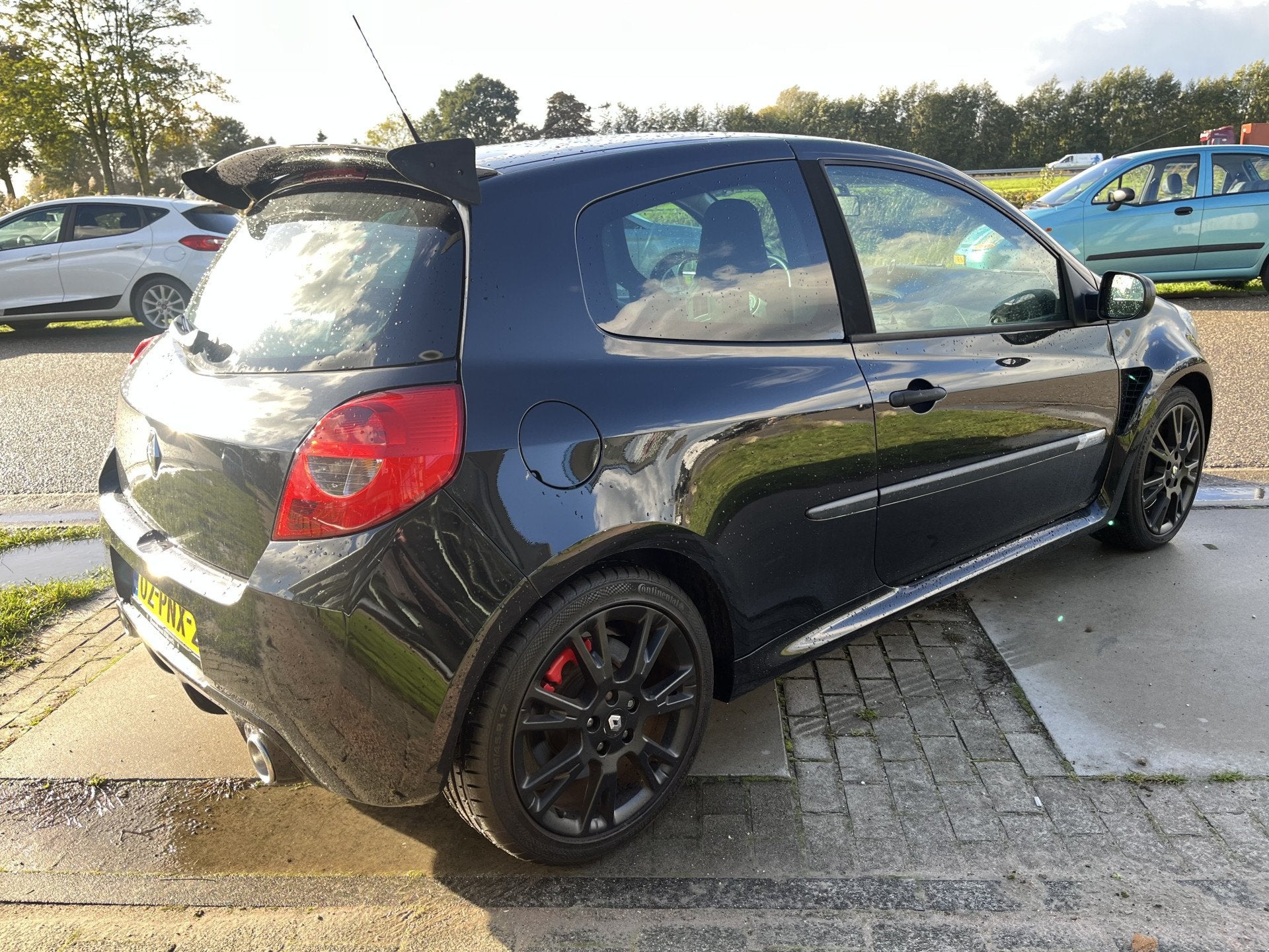 Renault Clio 2.0 RS Cup 202PK / 1e eigenaar/ NL auto/ bij on, Auto's, Voorwielaandrijving, Gebruikt, 4 cilinders, Zwart