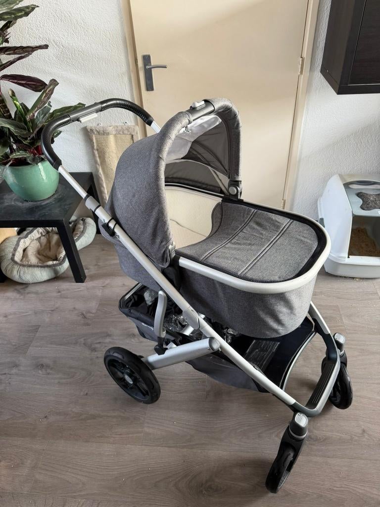 Uppababy Vista V2, Gebruikt, Combiwagen, Verstelbare duwstang, Ophalen