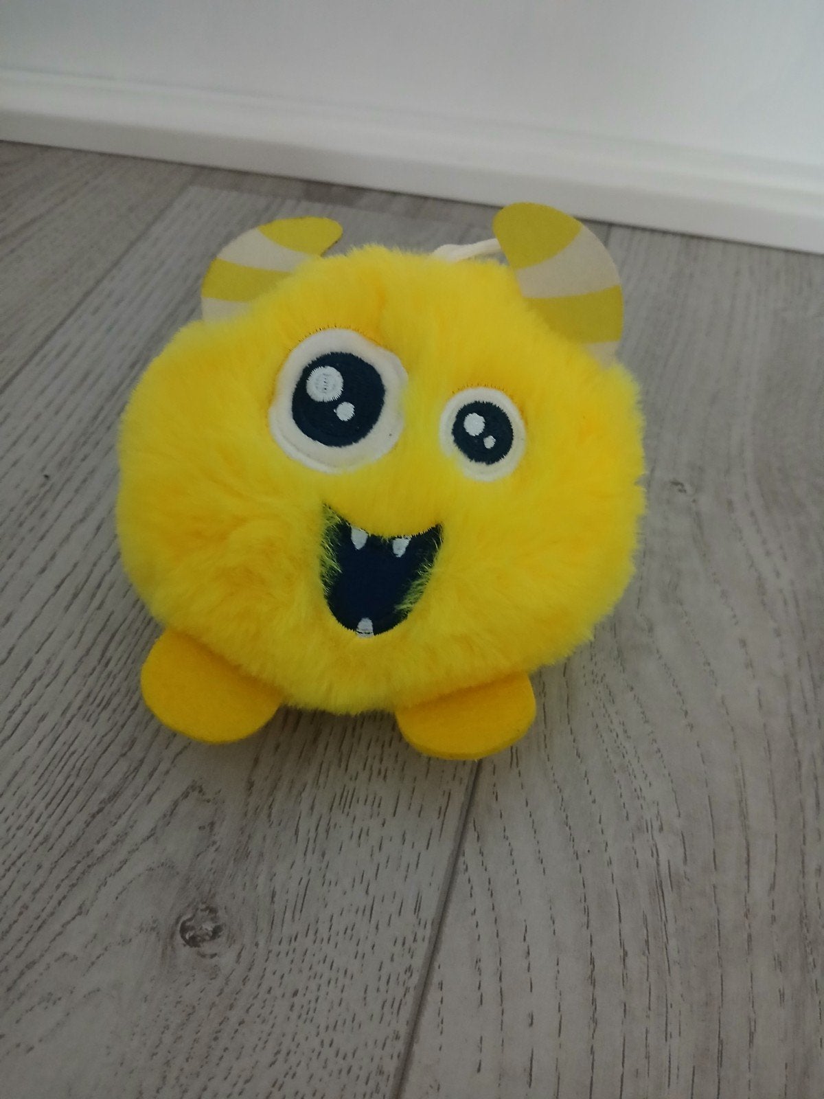 Davitamon knuffel geel monster, Ophalen of Verzenden