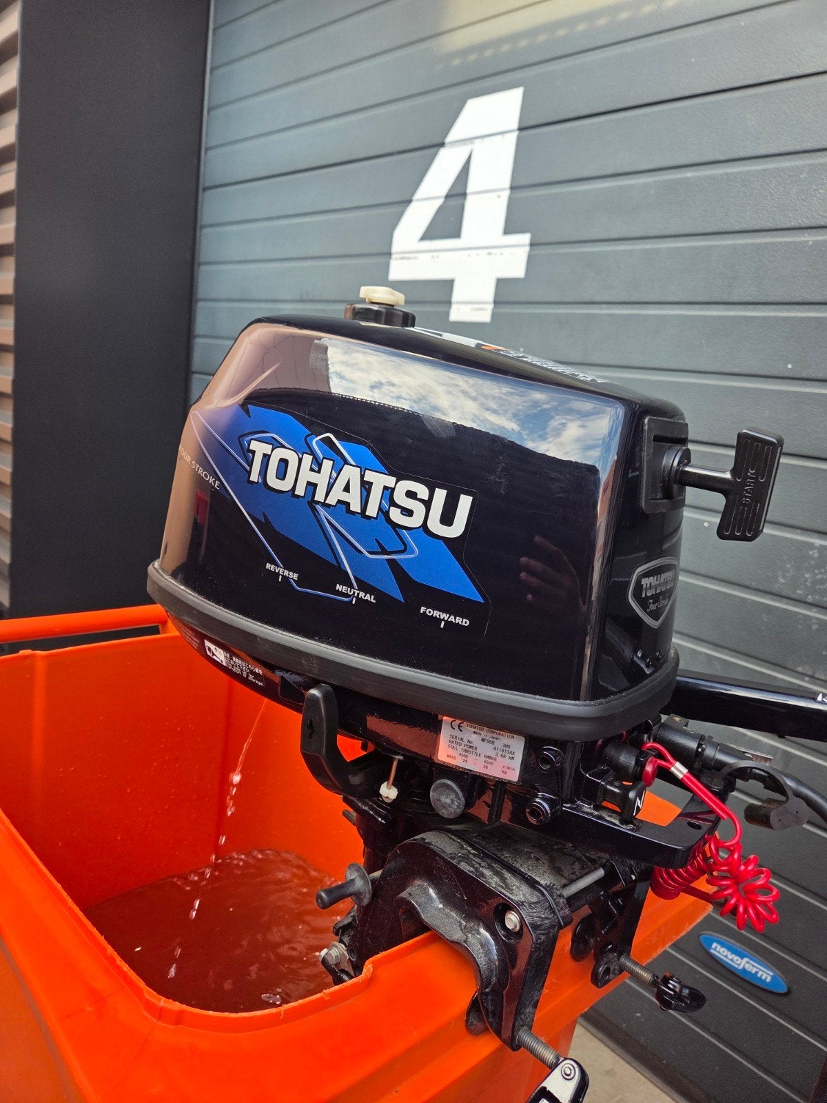 Tohatsu 5 pk 4 takt buitenboordmotor als nieuw, Ophalen, Zo goed als nieuw, Benzine, 5 tot 10 pk