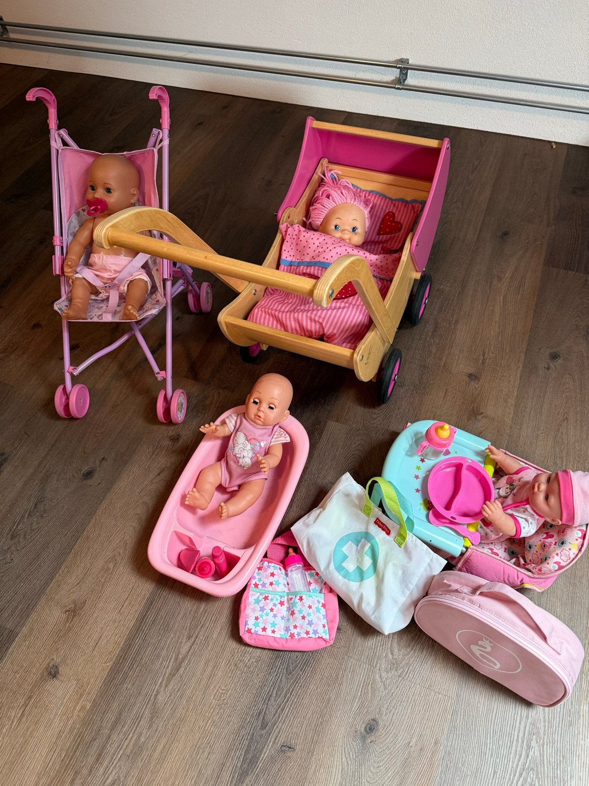 Poppenspeelgoed in één koop., Kinderen en Baby's, Ophalen, Gebruikt, Babypop