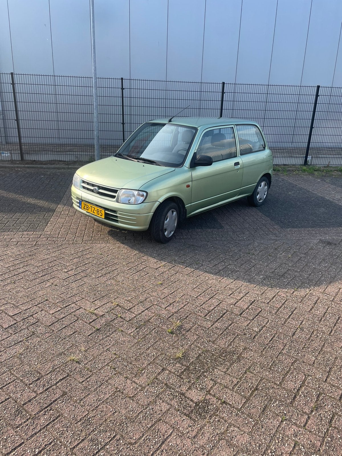 Daihatsu Cuore 1.0 Nieuwe Apk, Auto's, Daihatsu, Voorwielaandrijving, Stof, 18 €/maand, 4 stoelen
