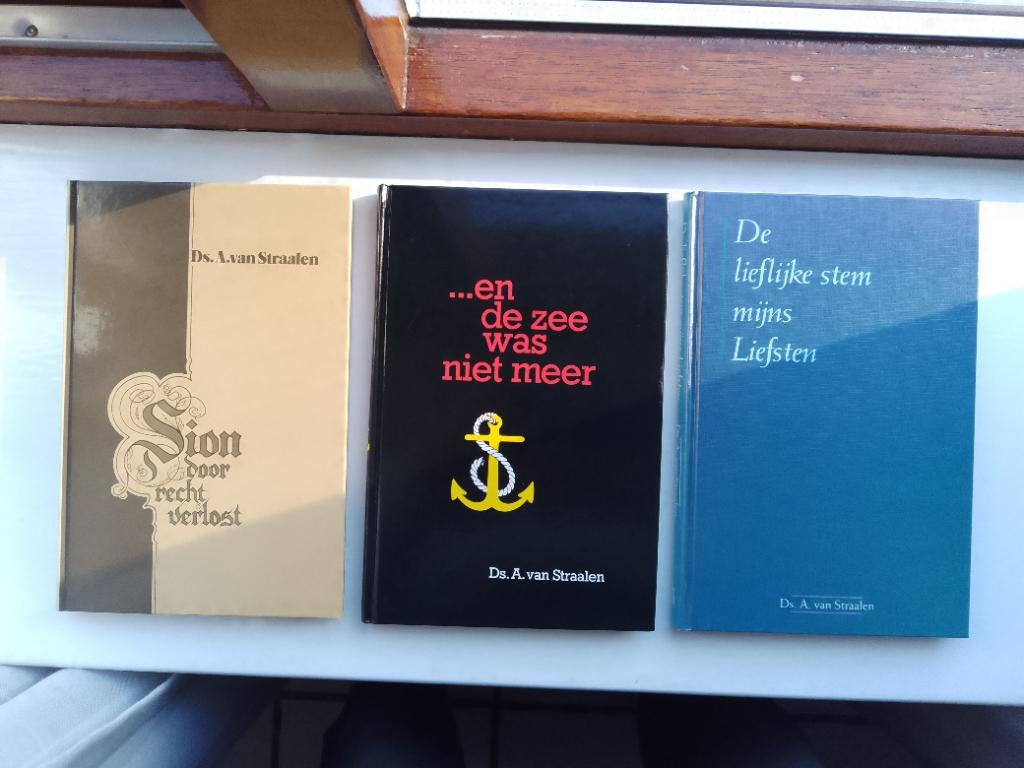 Drie boeken van ds. A. van Straalen, Boeken, Christendom | Protestants, Ophalen of Verzenden, Zo goed als nieuw, A. van Straalen