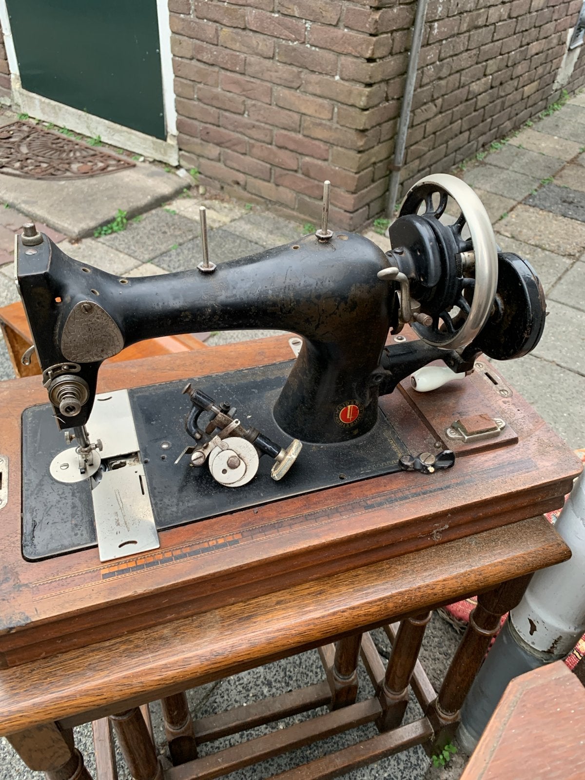 Antieke Haid & Neu Naaimachine met Houten Kast, Ophalen