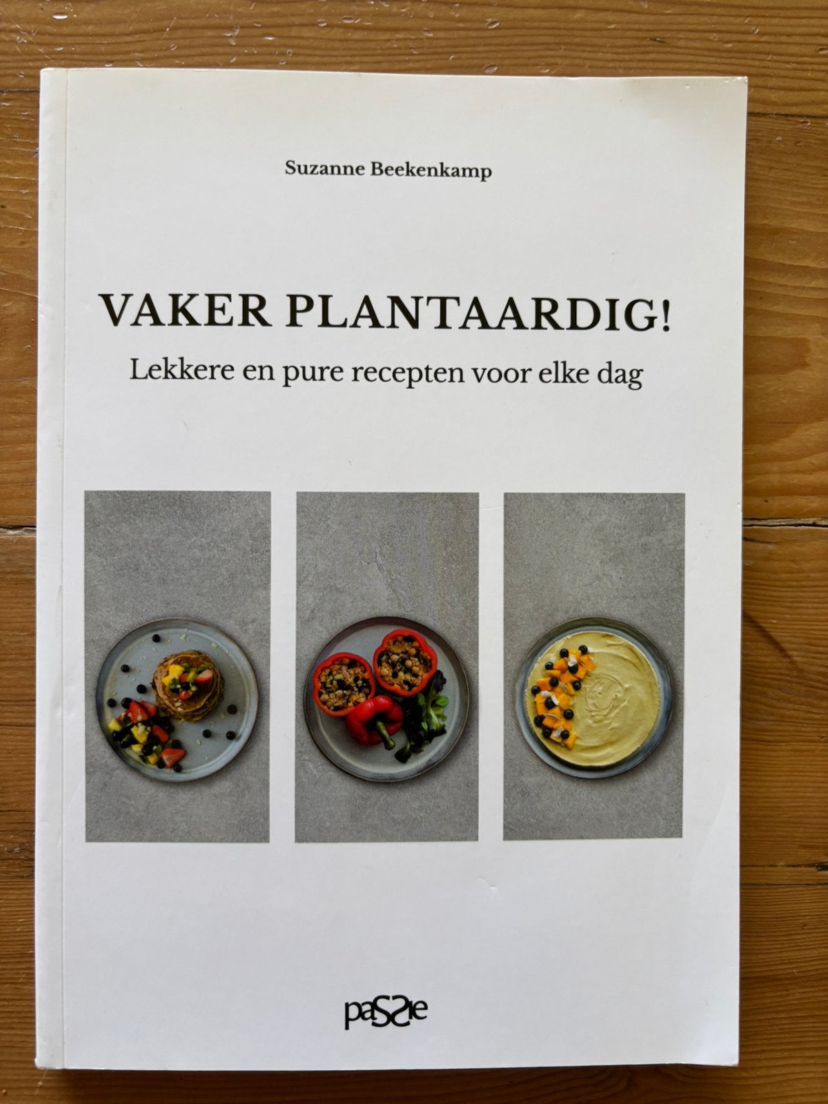 Vaker plantaardig - Suzanne Beekenkamp, Ophalen of Verzenden, Gelezen