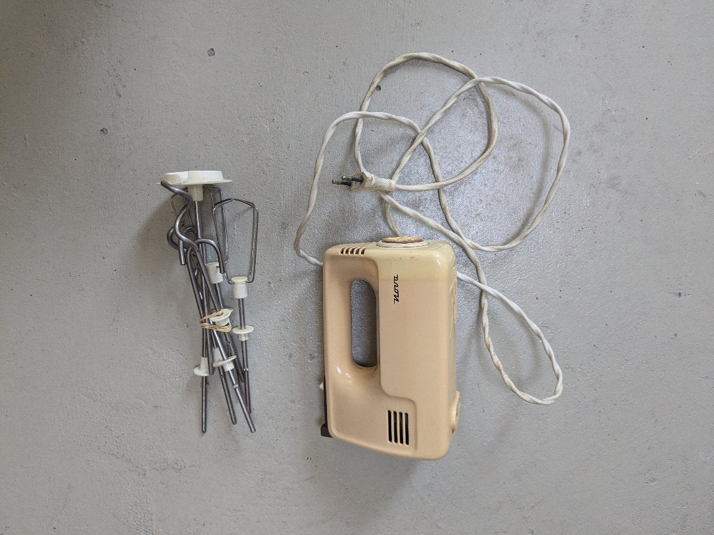 Vintage Nova handmixer, Minder dan 1 liter, Verzenden, Gebruikt, 2 snelheden
