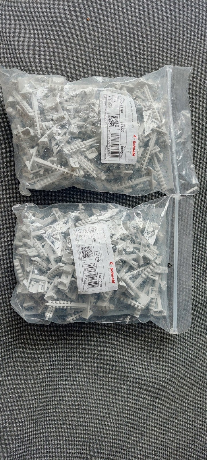 2x 100 stuks Schnabl ESD 45 HO pluggen, hellgrijs, Ophalen of Verzenden, Nieuw, Overige typen