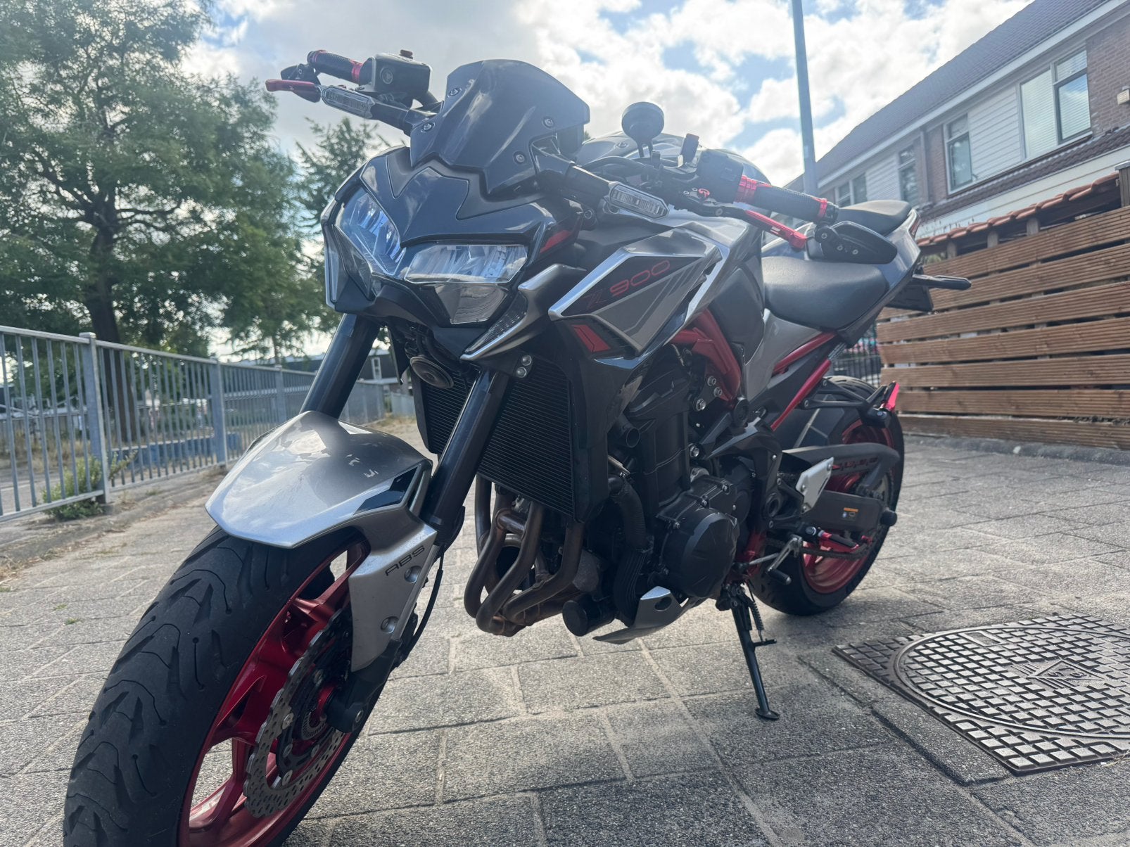 Kawasaki Z900 ABS 35kw (2023) -10000km, 4 cilinders, Gebruikt, Particulier, Minimaal motorrijbewijs A2