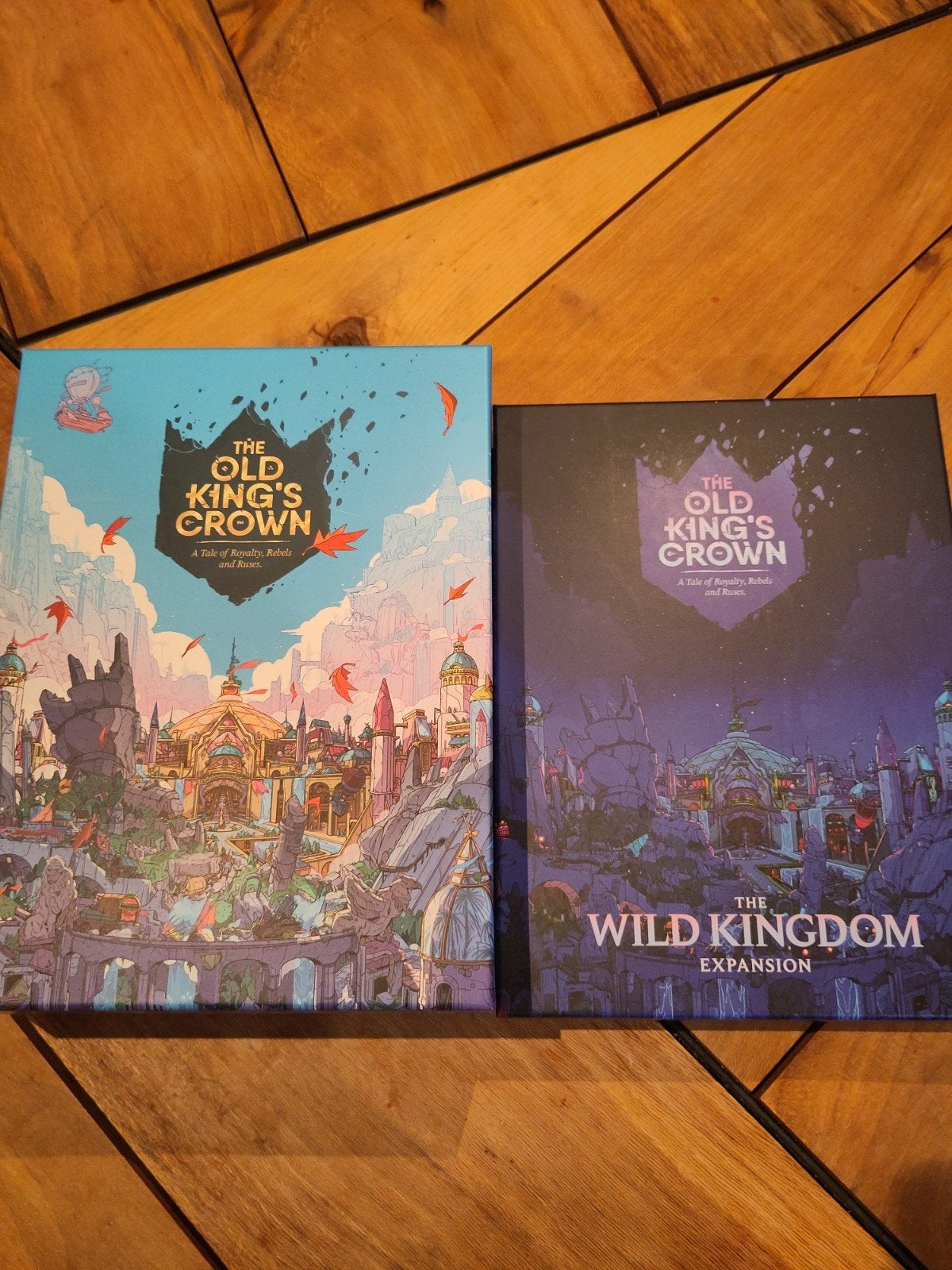 The Old King's Crown Kickstarter + Wild Kingdom + Inserts, Hobby en Vrije tijd, Ophalen of Verzenden, Zo goed als nieuw