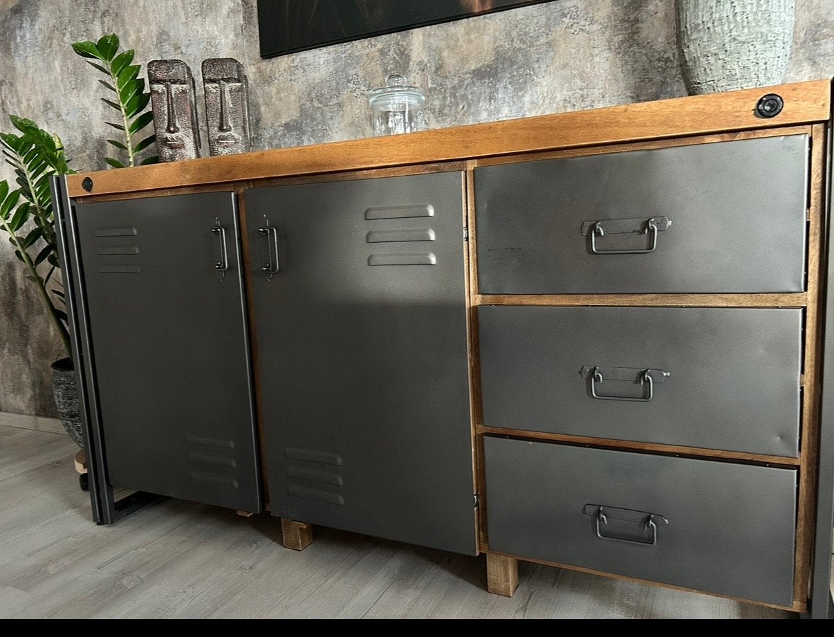 Dressoir Mangohout met Metalen Frame, Ophalen, Gebruikt, 150 tot 200 cm, Met lade(s)