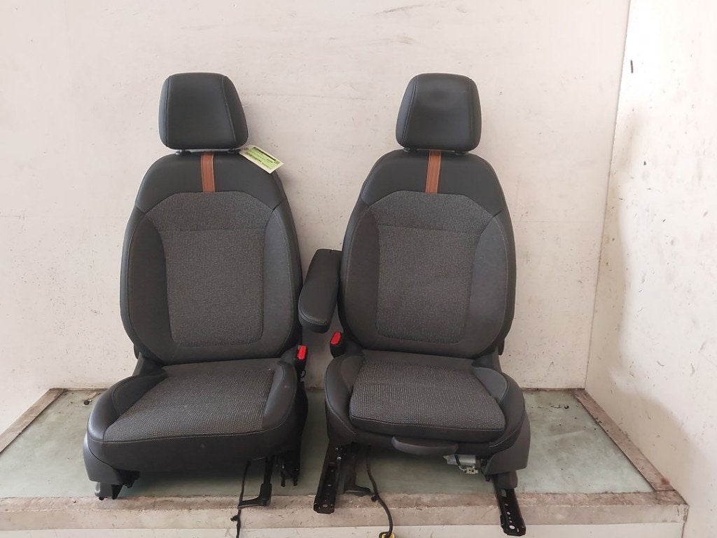 Interieur Opel Crossland (X) (2017-03/..) 39083875, Gebruikt, Bahnhofsplatz, Rüsselsheim am Main 65423, , Duitsland, Opel, Opel Automobile GmbH