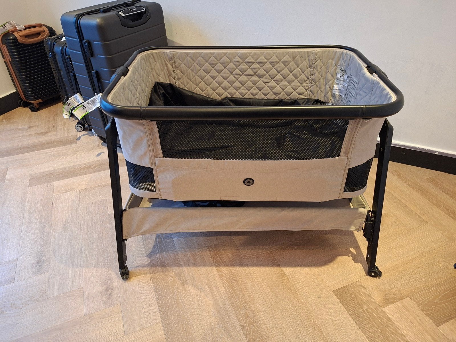 Niet gebruikte qute q-breeze wieg. In zeer goede staat. l, Kinderen en Baby's, Ophalen of Verzenden, Zo goed als nieuw