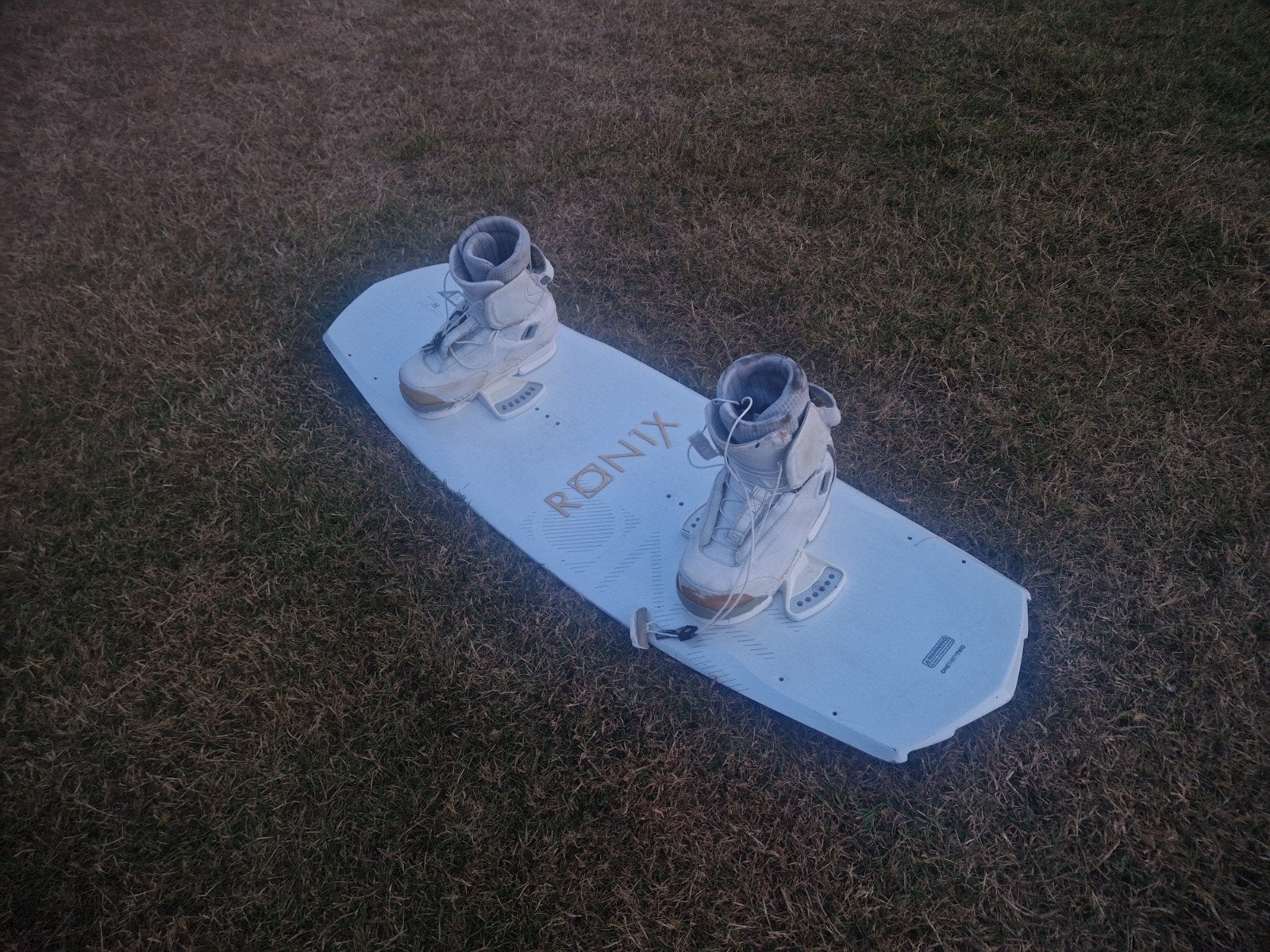 Ronix Wakeboard met bindingen, Ophalen, Gebruikt, Board en Schoenen