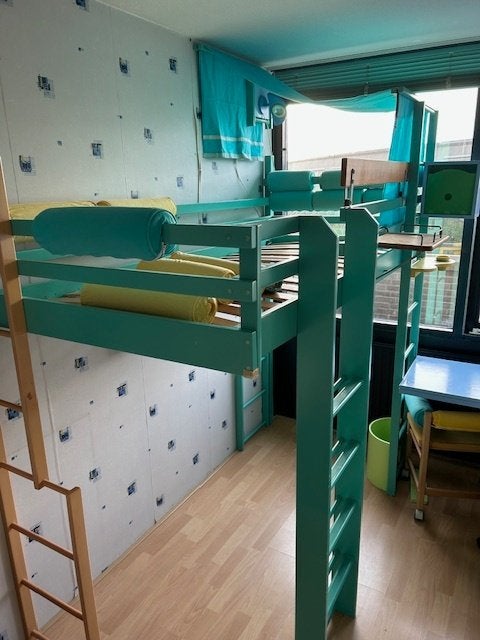kinderkamer met hoogslaper+buro+vele extra's, Ophalen, Gebruikt, Hoogslaper