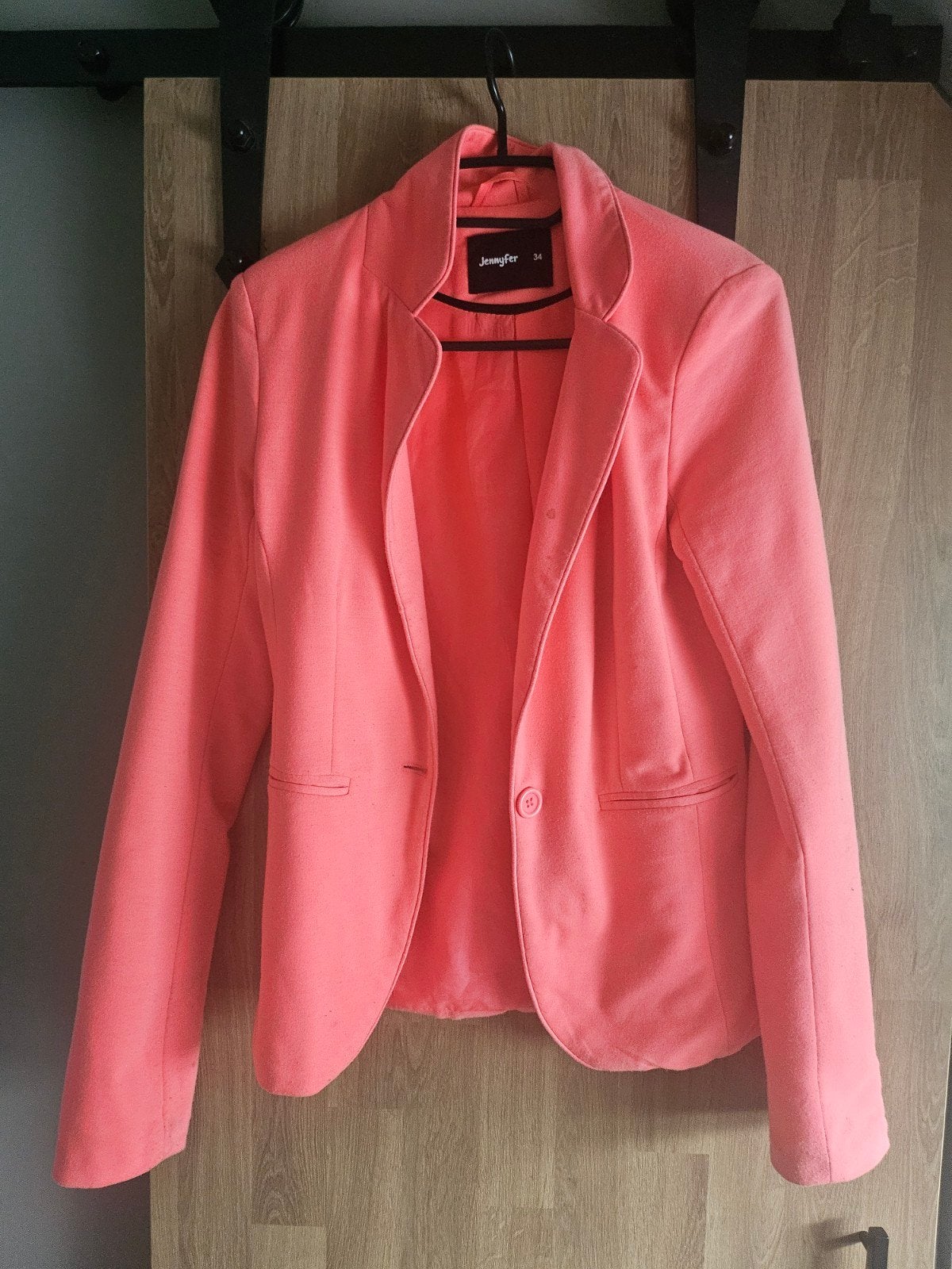 Jennyfer Koraalrood Jasje Maat 34 (XS), Oranje, Ophalen of Verzenden, Zo goed als nieuw, Maat 34 (XS) of kleiner