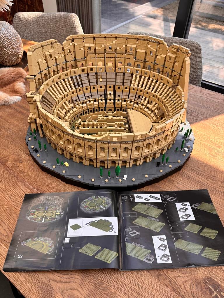 ‘LEGO’ Colosseum (10276) - Aliexpress dus geen doos, Kinderen en Baby's, Speelgoed | Duplo en Lego, Ophalen of Verzenden, Zo goed als nieuw