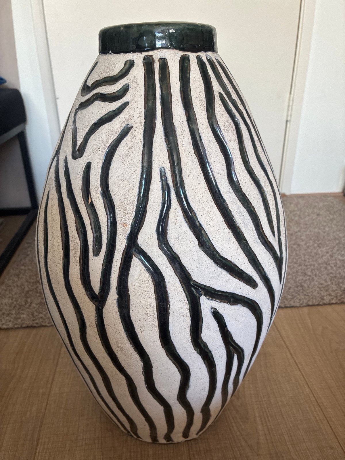 2 Grote decoratieve vazen met zebraprint voor € 30,00, Ophalen