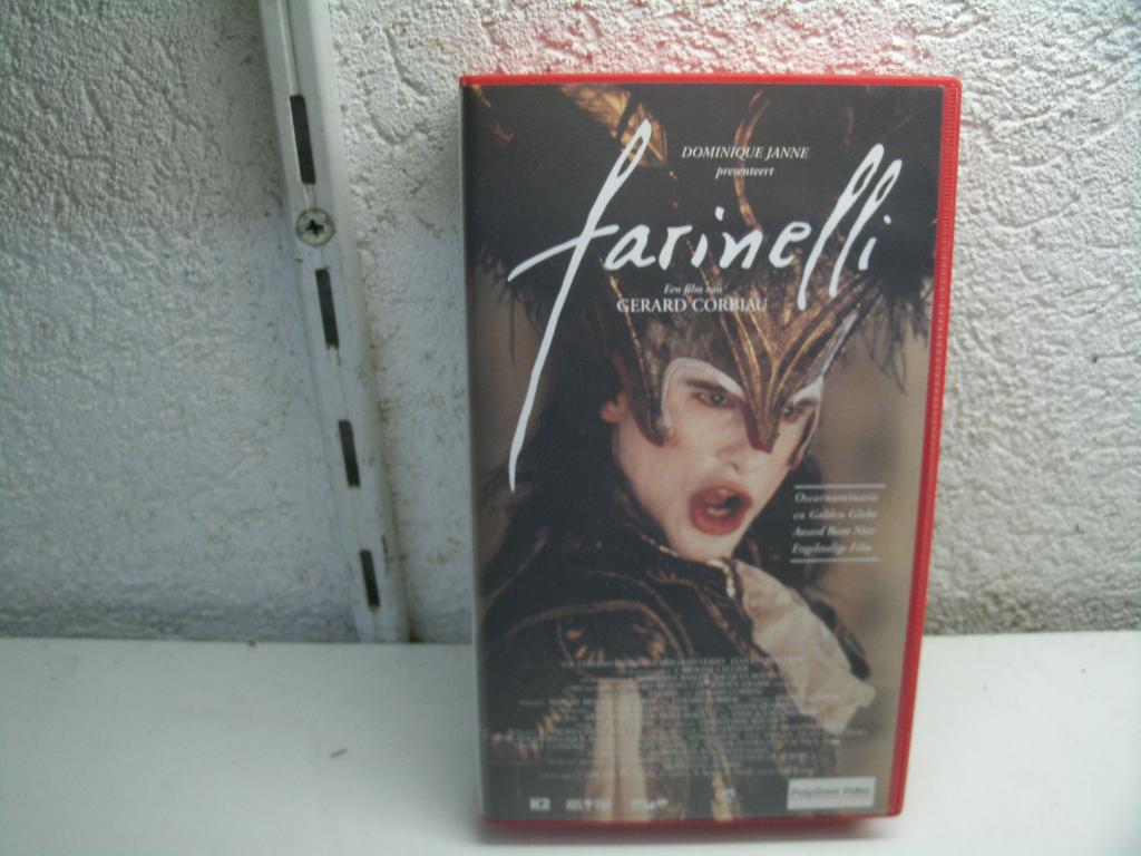 vhs 100b farinelli, Alle leeftijden, Ophalen of Verzenden, Zo goed als nieuw, Actie en Avontuur