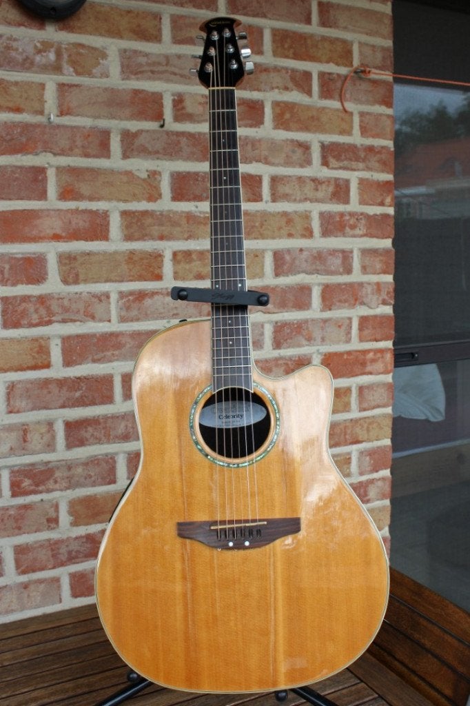 Ovation Celebrity CC 24S, Ophalen, Zo goed als nieuw, Western- of Steelstringgitaar, Met koffer